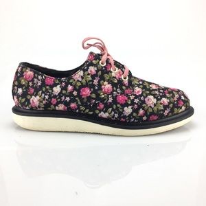 Dr Martens Womens AirWair Pierce Canvas Rose Print